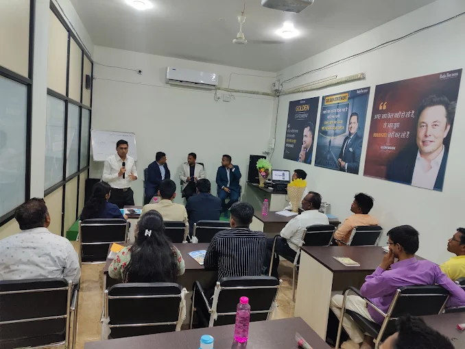 Bada Business Shivhari Yadav